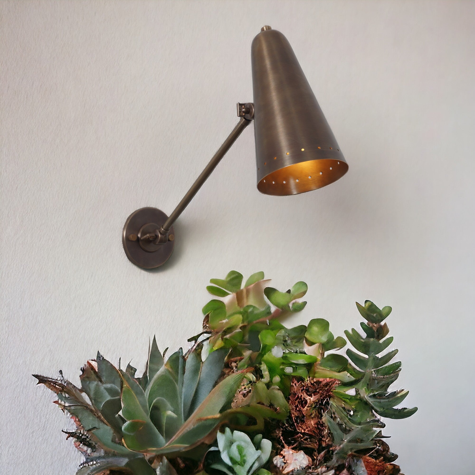 Brass Wall Sconce - Doozie Light Studio